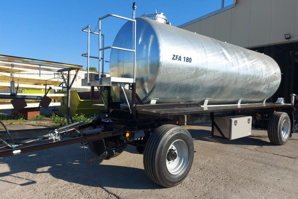 ZFA 180 mit 13000l Fass verzinkt_Zubehör2